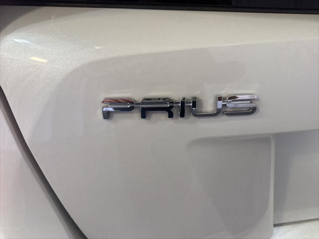 2016 Toyota Prius Three