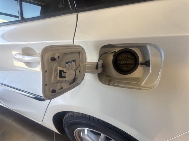 2016 Toyota Prius Three