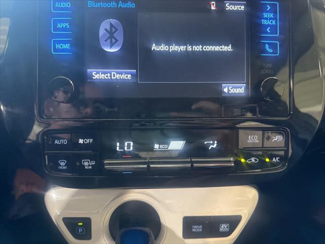 2016 Toyota Prius Three