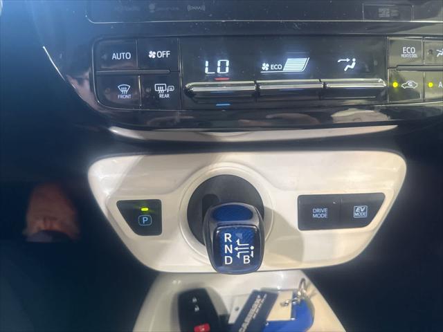 2016 Toyota Prius Three