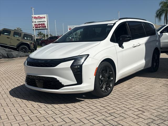 2027 Chrysler Pacifica Limited