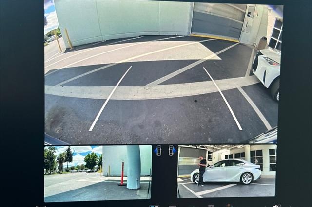 2023 Tesla Model X Plaid Tri Motor All-Wheel Drive