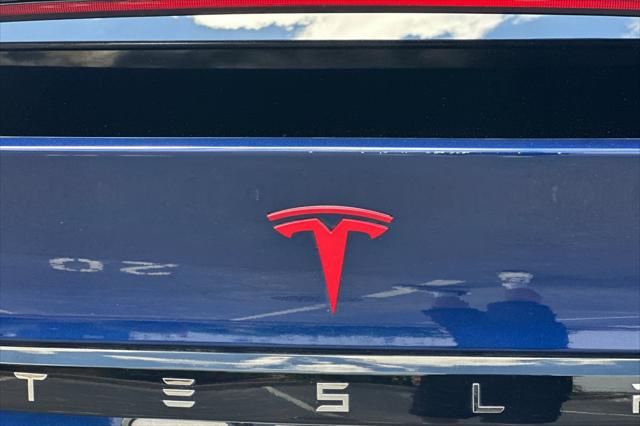 2023 Tesla Model X Plaid Tri Motor All-Wheel Drive