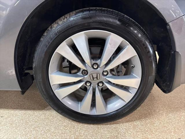 2011 Honda Accord 2dr I4 Auto EX-L