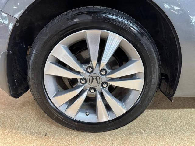 2011 Honda Accord 2dr I4 Auto EX-L