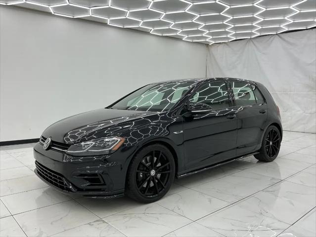 2019 Volkswagen Golf R 2.0T w/DCC & Navigation