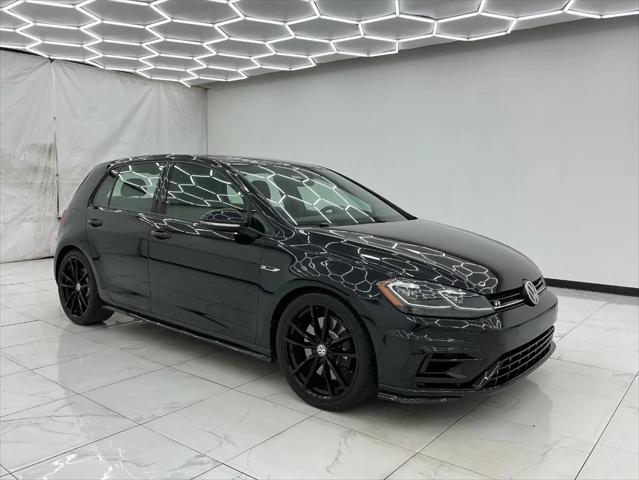 2019 Volkswagen Golf R 2.0T w/DCC & Navigation