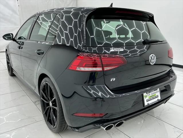 2019 Volkswagen Golf R 2.0T w/DCC & Navigation