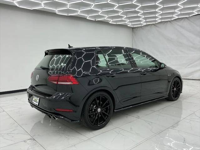 2019 Volkswagen Golf R 2.0T w/DCC & Navigation