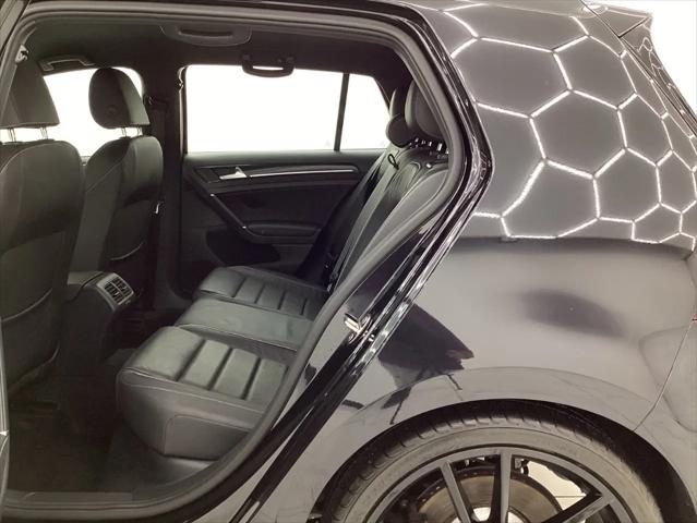 2019 Volkswagen Golf R 2.0T w/DCC & Navigation