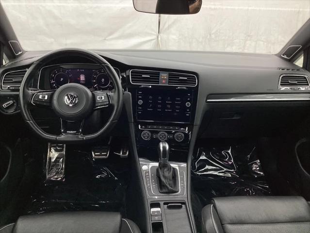 2019 Volkswagen Golf R 2.0T w/DCC & Navigation