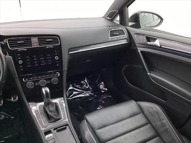2019 Volkswagen Golf R 2.0T w/DCC & Navigation