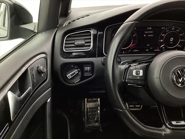 2019 Volkswagen Golf R 2.0T w/DCC & Navigation