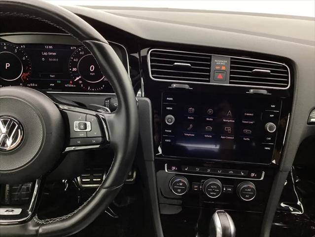2019 Volkswagen Golf R 2.0T w/DCC & Navigation
