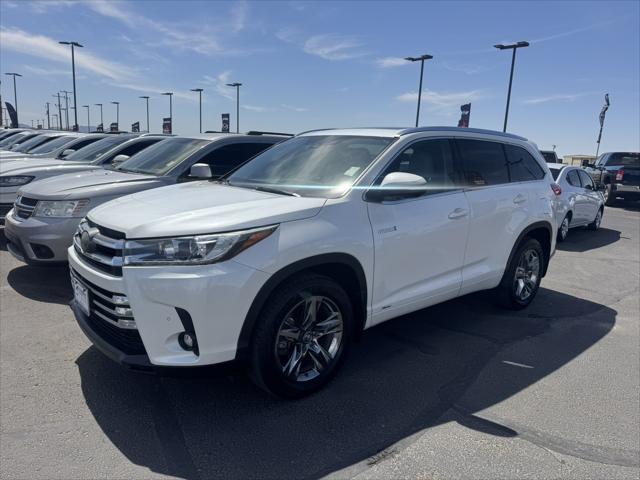 2019 Toyota Highlander Hybrid Limited Platinum for sale in Yuma, AZ