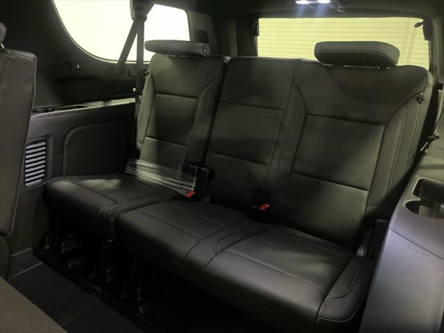 2026 Chevrolet Suburban LT, 4WD