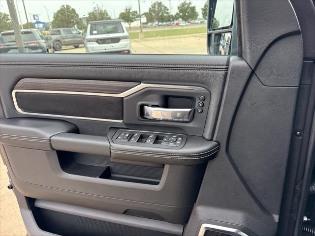 2026 Ram 2500 Laramie Crew Cab 4x4 64 Box
