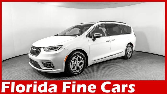 2023 Chrysler Pacifica Limited for sale in Orlando, FL