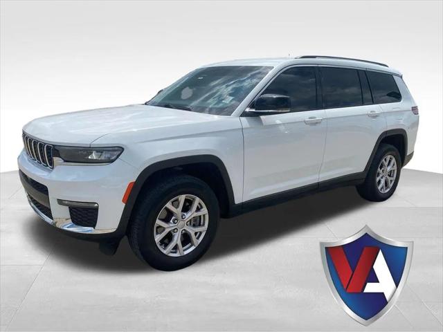 2022 Jeep Grand Cherokee L Limited 4x4 for sale in Junction City, KS