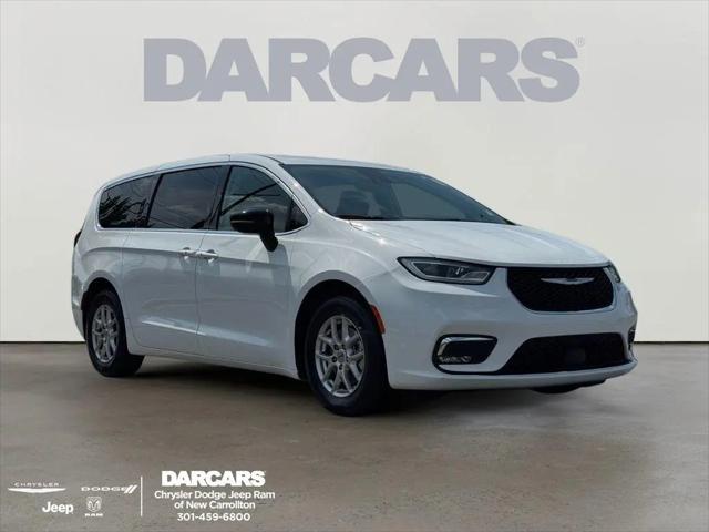 2024 Chrysler Pacifica Touring L for sale in New Carrollton, MD