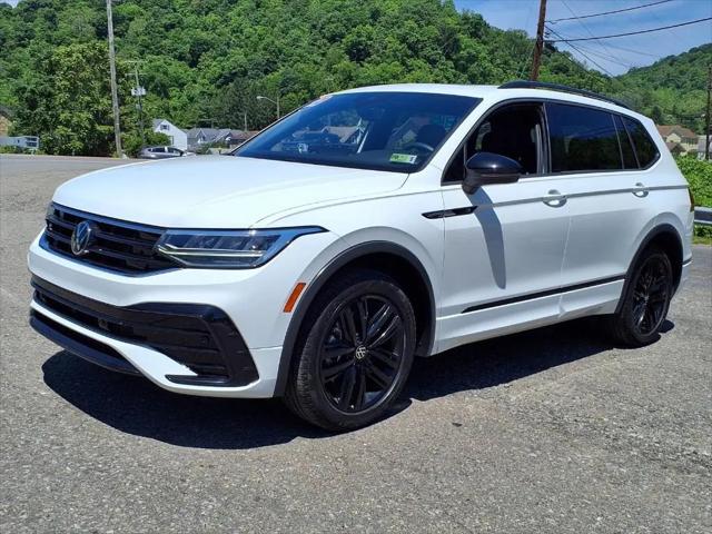 2022 Volkswagen Tiguan 2.0T SE R-Line Black for sale in Wheeling, WV