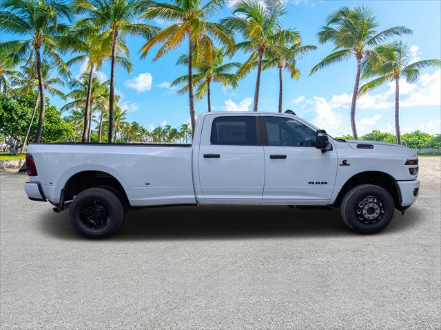2026 RAM 3500 RAM 3500 BIG HORN CREW CAB 4X4 8 BOX