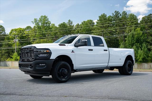 2026 RAM Ram 3500 RAM 3500 TRADESMAN CREW CAB 4X4 8 BOX
