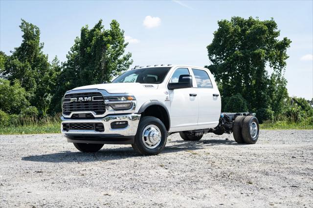 2026 RAM 3500 Chassis RAM 3500 TRADESMAN CREW CAB CHASSIS 4X4 60 CA