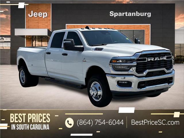 2026 RAM Ram 3500 RAM 3500 TRADESMAN CREW CAB 4X4 8 BOX