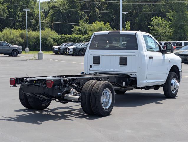 2026 RAM 3500 Chassis RAM 3500 TRADESMAN CHASSIS REGULAR CAB 4X4 84 CA