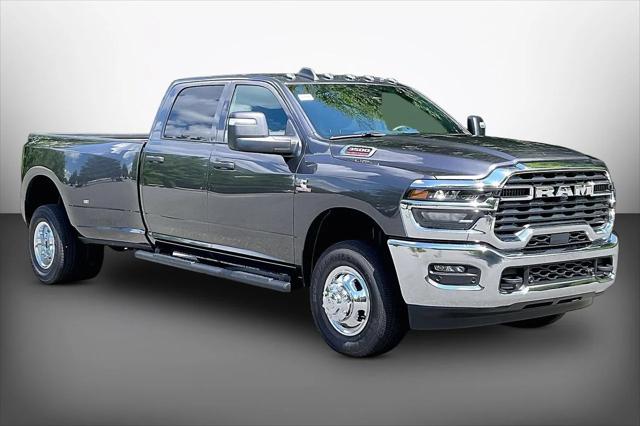 New 2026 Granite Crystal Metallic Clear-Coat Exterior Paint RAM TRADESMAN image 2
