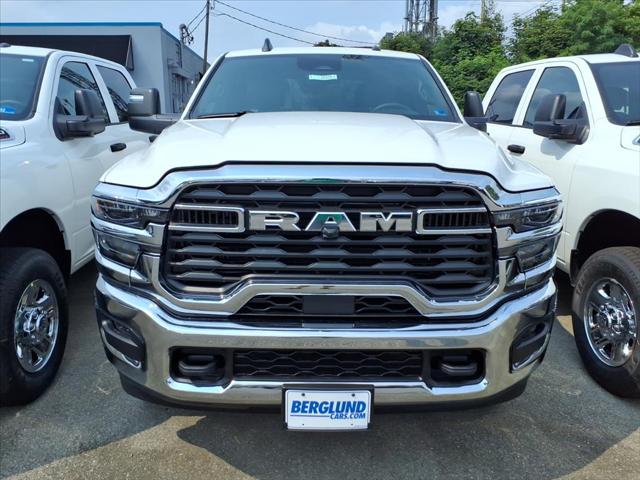 2026 RAM Ram 2500 RAM 2500 TRADESMAN CREW CAB 4X4 64 BOX