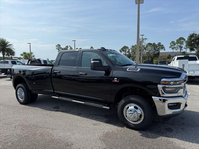 2026 RAM Ram 3500 RAM 3500 TRADESMAN CREW CAB 4X4 8 BOX
