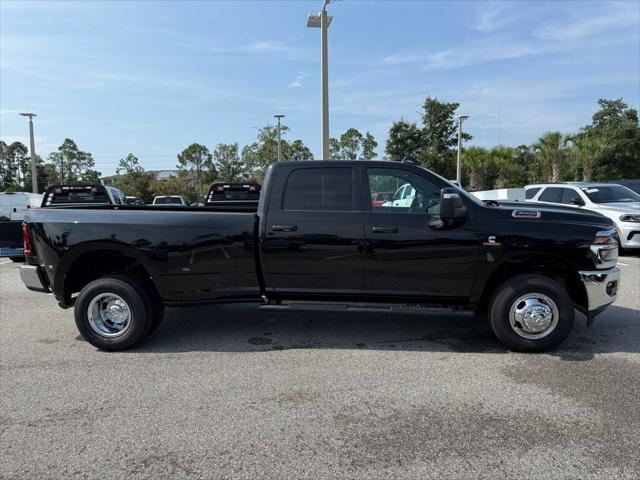 2026 RAM Ram 3500 RAM 3500 TRADESMAN CREW CAB 4X4 8 BOX