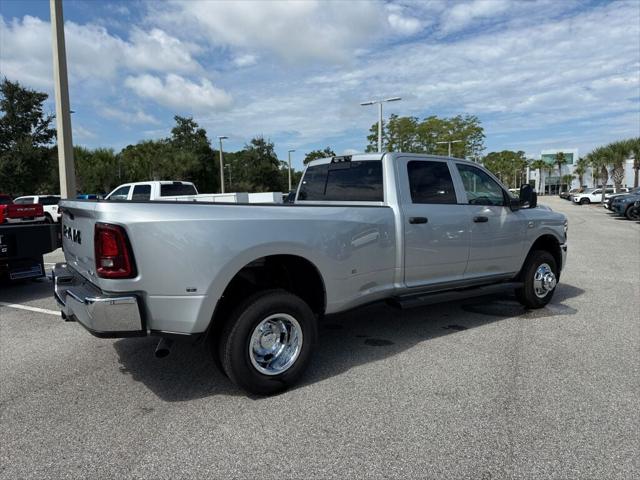 2026 RAM Ram 3500 RAM 3500 TRADESMAN CREW CAB 4X4 8 BOX