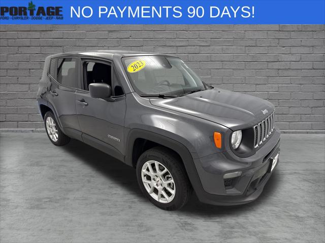 2023 Jeep Renegade Latitude 4x4 for sale in Portage, WI