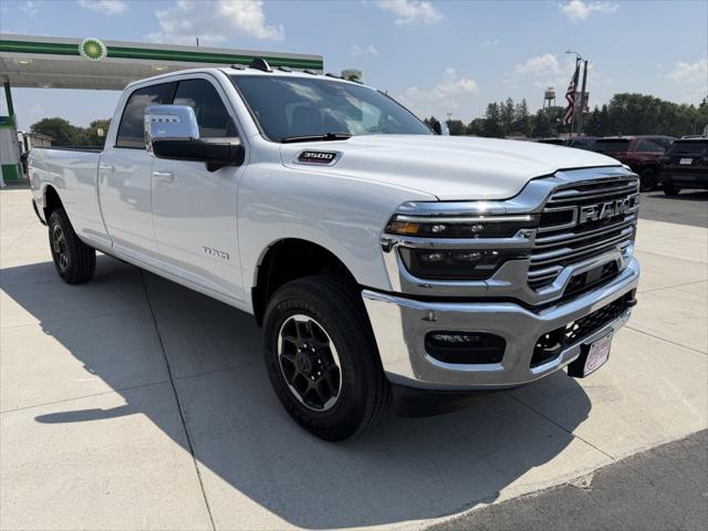 2026 RAM Ram 3500 RAM 3500 LARAMIE CREW CAB 4X4 8 BOX