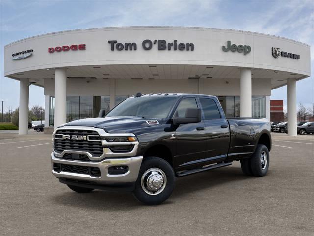 2026 RAM Ram 3500 RAM 3500 TRADESMAN CREW CAB 4X4 8 BOX