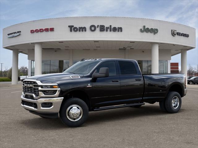 2026 RAM Ram 3500 RAM 3500 TRADESMAN CREW CAB 4X4 8 BOX