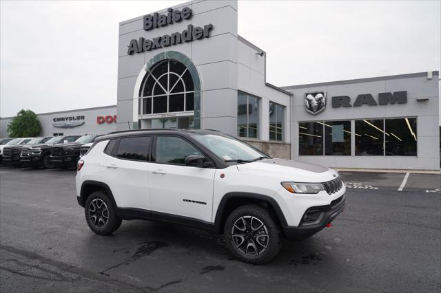 2026 Jeep Compass COMPASS TRAILHAWK 4X4 2026 Jeep Compass COMPASS TRAILHAWK 4X4