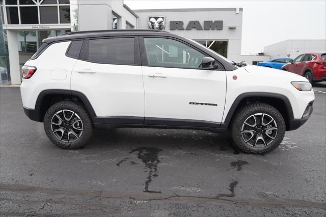 2026 Jeep Compass COMPASS TRAILHAWK 4X4 2026 Jeep Compass COMPASS TRAILHAWK 4X4