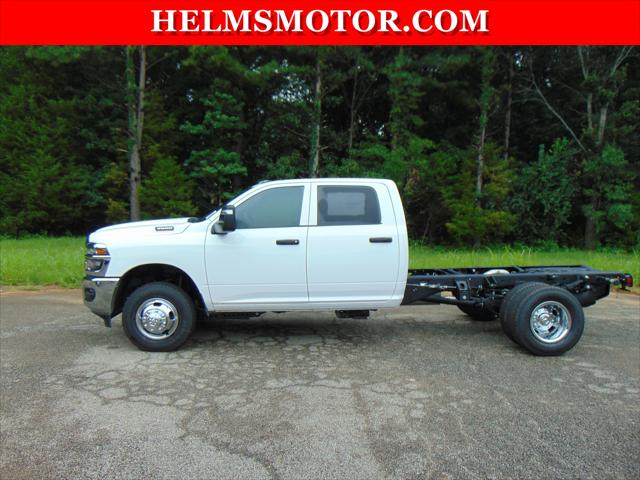 2026 RAM 3500 Chassis RAM 3500 TRADESMAN CREW CAB CHASSIS 4X4 60 CA