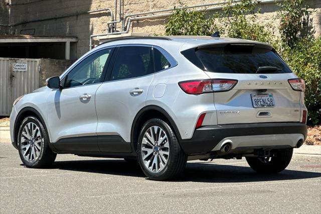 2020 Ford Escape Titanium Hybrid