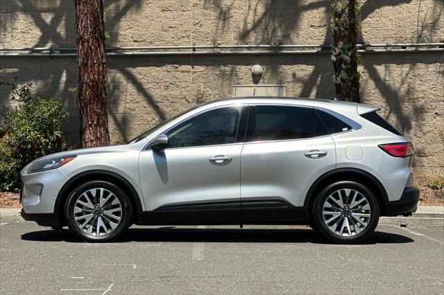 2020 Ford Escape Titanium Hybrid