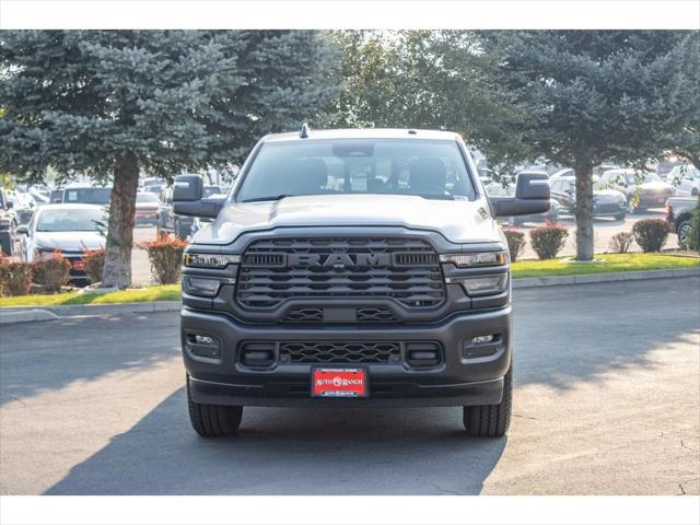 2026 RAM Ram 3500 RAM 3500 TRADESMAN CREW CAB 4X4 8 BOX