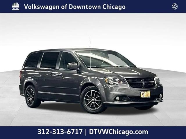 2017 Dodge Grand Caravan SXT for sale in Chicago, IL