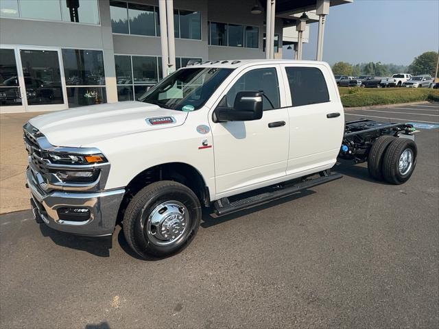 2026 RAM 3500 Chassis RAM 3500 TRADESMAN CREW CAB CHASSIS 4X4 60 CA 2026 RAM 3500 Chassis RAM 3500 TRADESMAN CREW CAB CHASSIS 4X4 60 CA