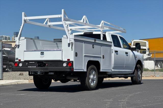 2026 RAM 3500 Chassis RAM 3500 TRADESMAN CREW CAB CHASSIS 4X4 60 CA