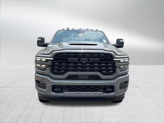 2026 RAM 3500 RAM 3500 LIMITED MEGA CAB 4X4 64 BOX