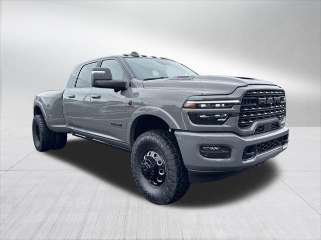 2026 RAM 3500 RAM 3500 LIMITED MEGA CAB 4X4 64 BOX